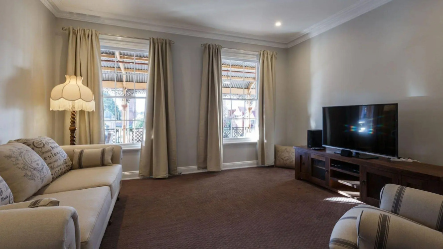 Bathurst Royal Apartments