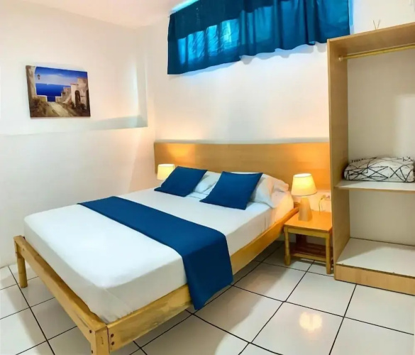Hostal Casa Latina