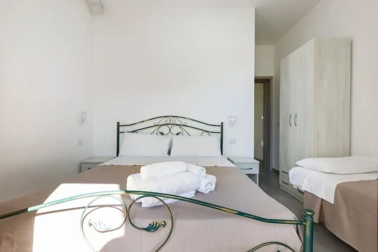 2787 Elite Room - Camera Quadrupla by Barbarhouse