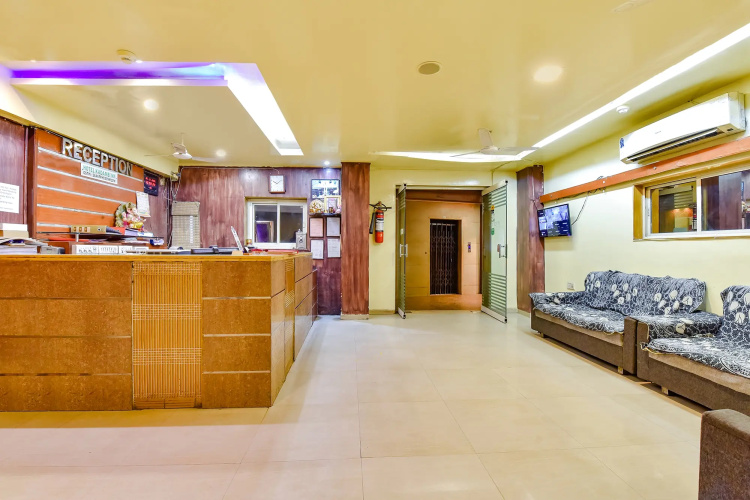 Fabhotel Kadamb Inn