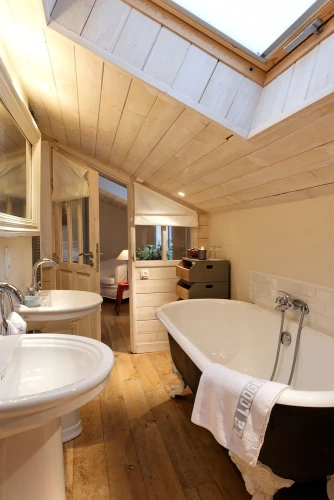 2 Bedrooms Family Suite
