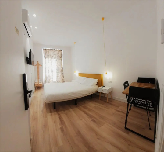 Hostal Manuela by gaiarooms