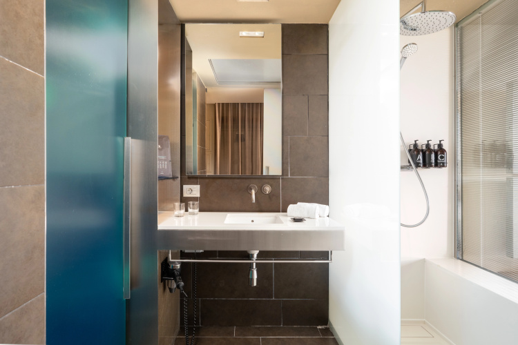 B-Hotel photo 12