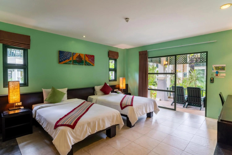 Baan Khaolak Beach Resort