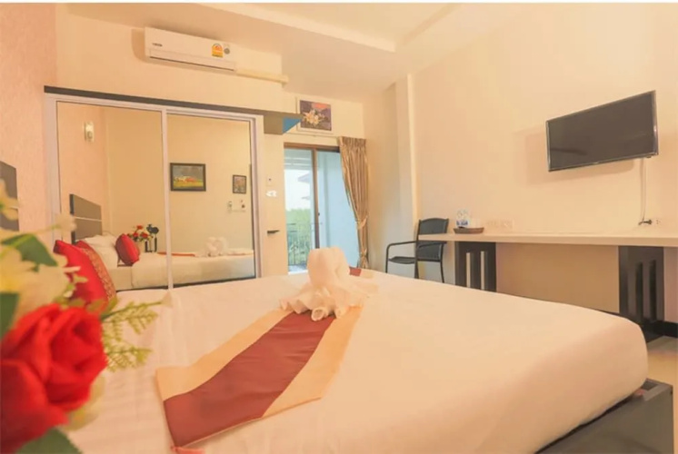 Phuthan Hotel