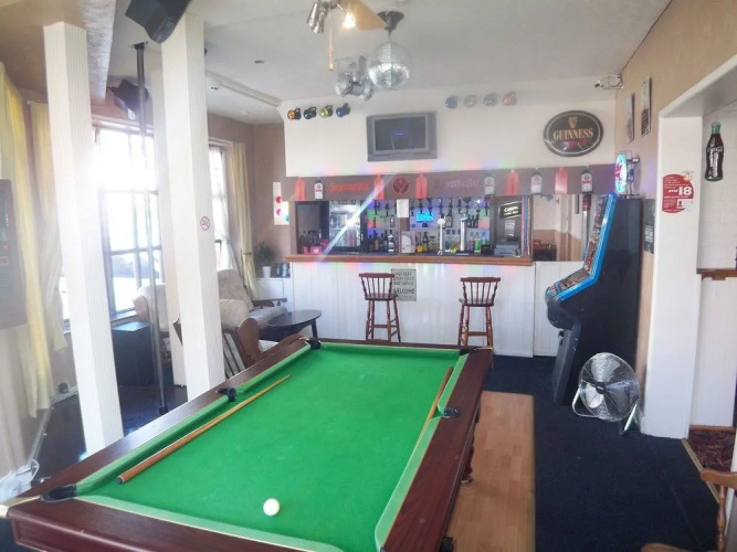 The Lark Inn