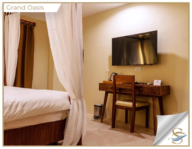 Grand room