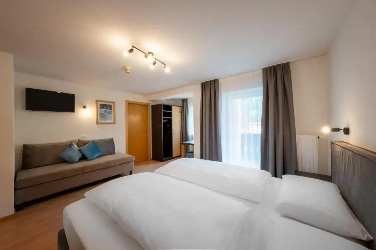 Superior Quadruple room