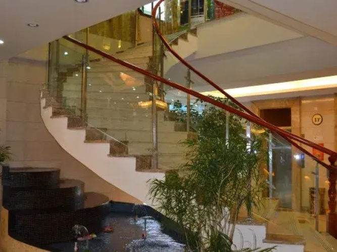 Di Le Hotel