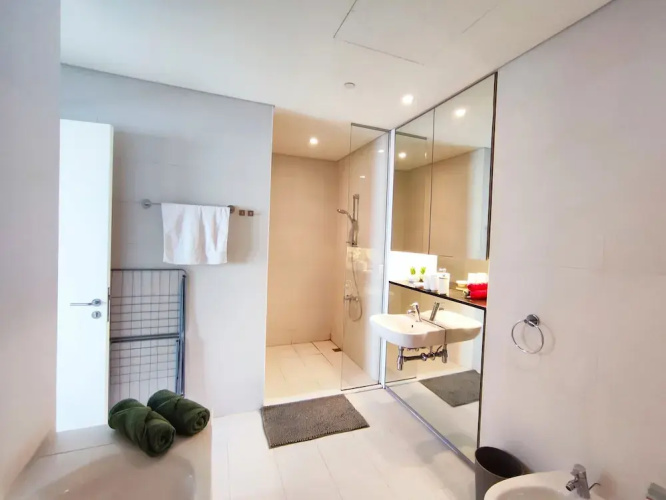 SuperHost- Bright&Stylish 1BR-Index Tower-Burj View