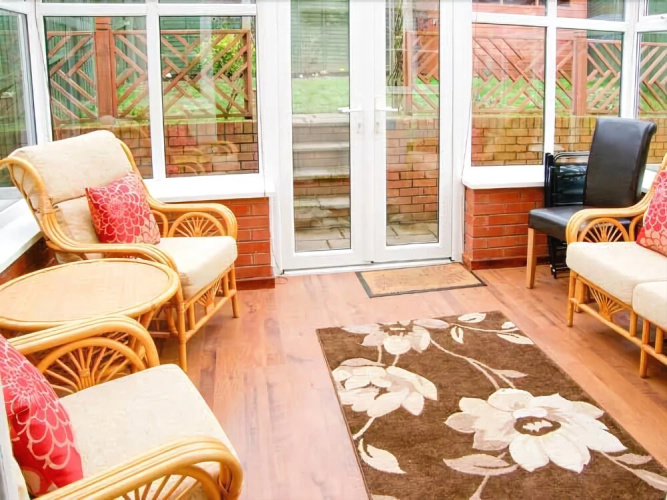 10 Friars Field