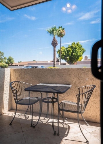 1 Bedroom Apartment with balcony