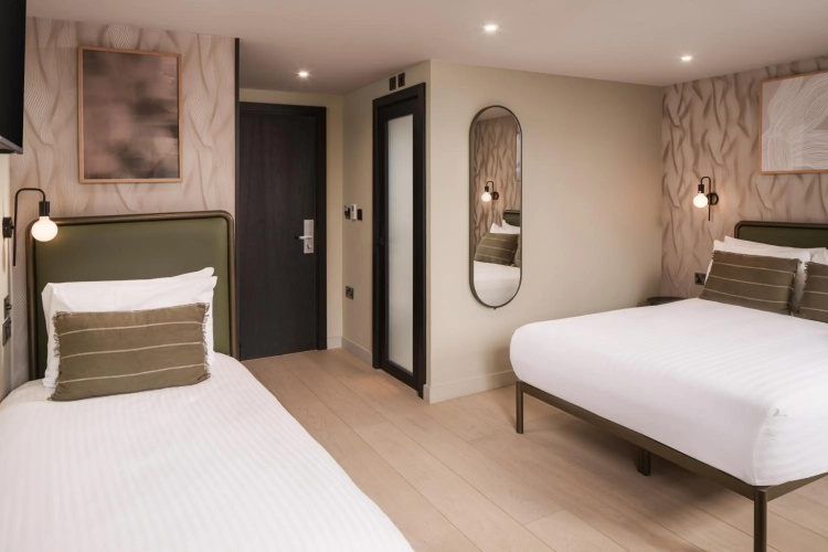 Central Park Hotel