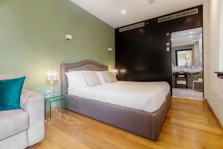 Deluxe Double Basement room