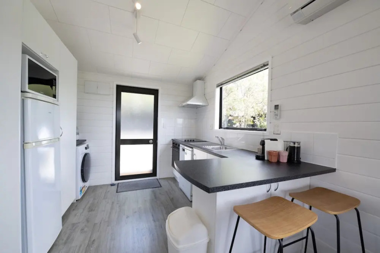 Haruru Cottages