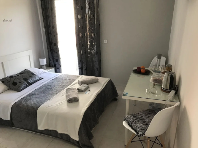 Agnoudas Guest House