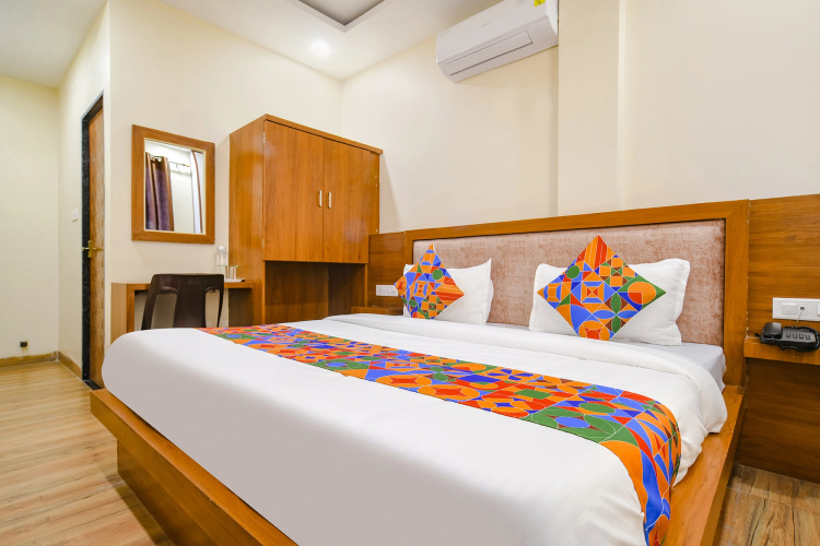 Fabhotel Atharv