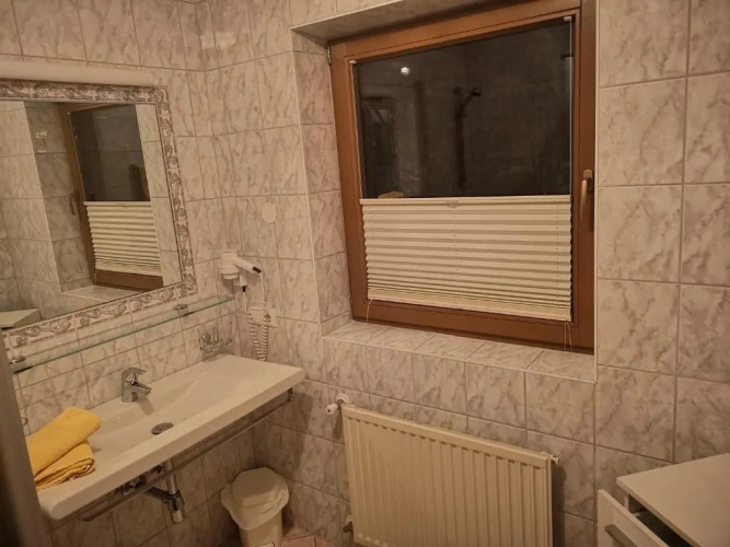 Standard Triple room with balcony