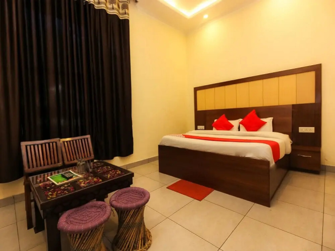 Hotel Ambika by OYO Rooms
