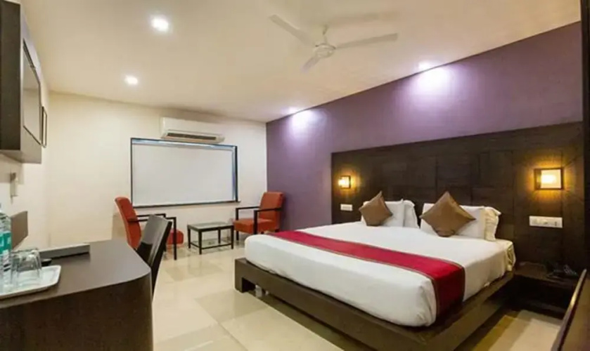 Sukh Hotel