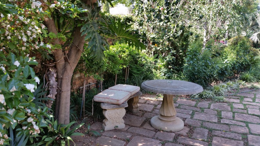 Standard Double room with garden view