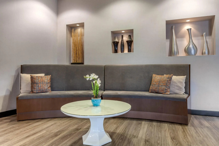 Cambria Hotel Denver International Airport