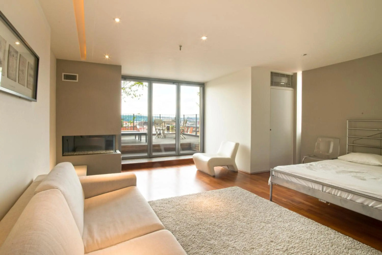 Luxury Penthouse Apartment