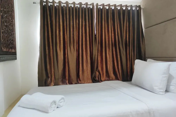 Luxury 2BR at Vida View Apartment Makassar