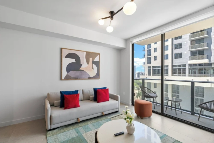 1 Bedroom Apartment with balcony and with city view