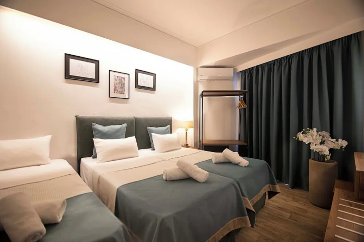 Falireon Hotel