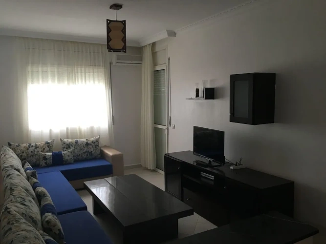 2 Bedrooms Apartment with balcony and with garden view