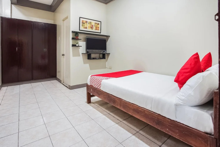 OYO 192 Tcc Condo-Hostel