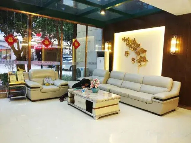 Longshore Resort Hotel(河源巴伐利亚朗轩度假酒店)