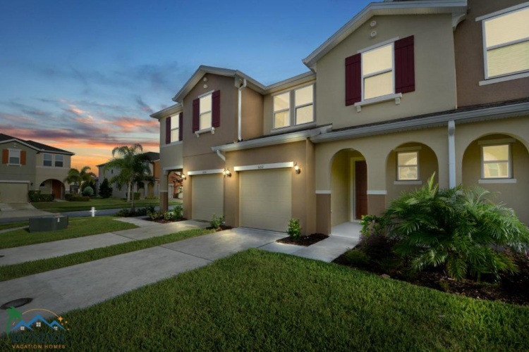 4 Bedrooms Cottage