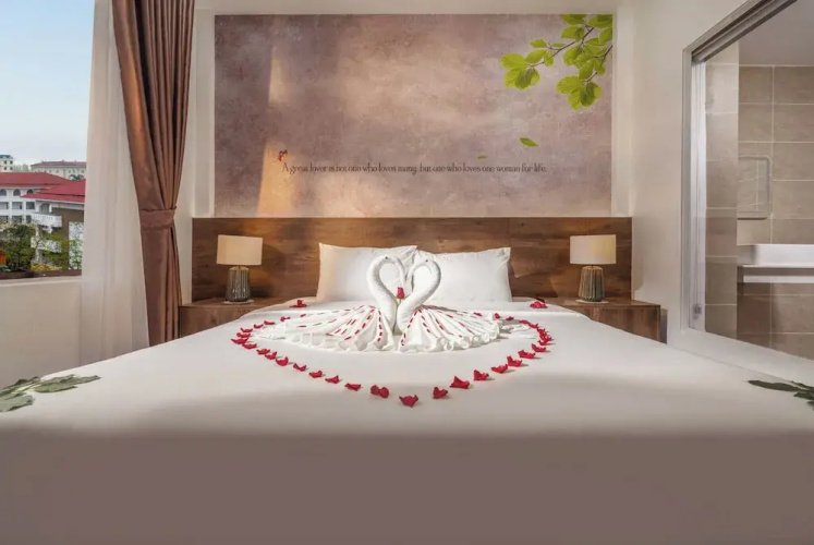 Kly Luxury Hotel