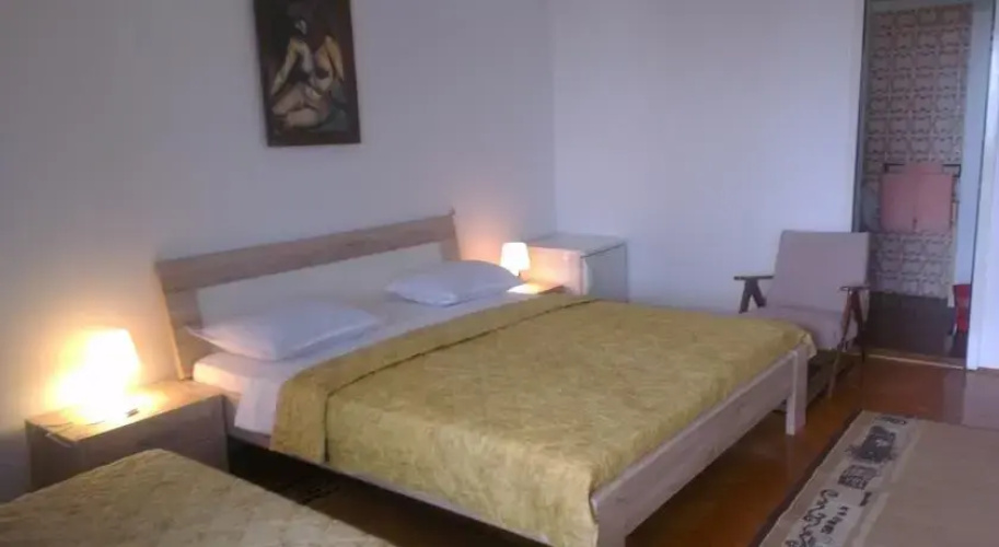Rooms Krnić