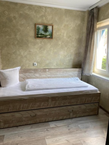 Deluxe Single room