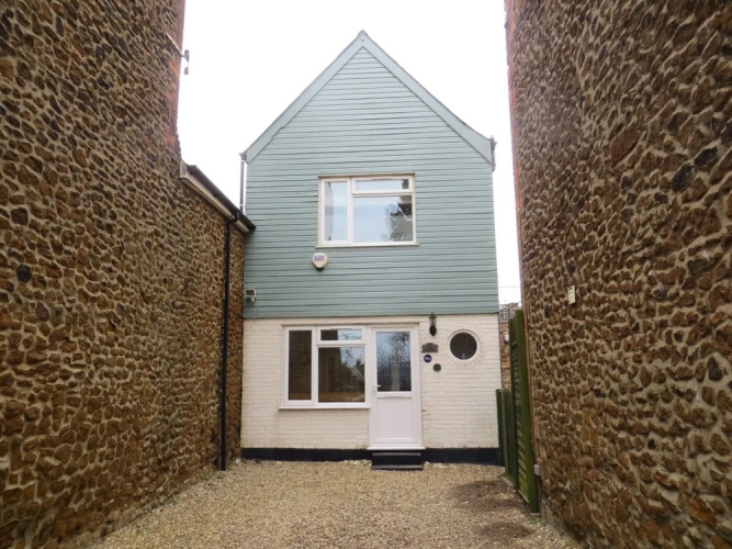 The Hideaway Close to all Amenities