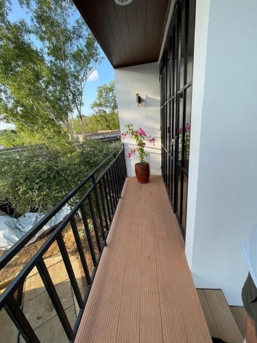 1 Bedroom Executive Suite with balcony