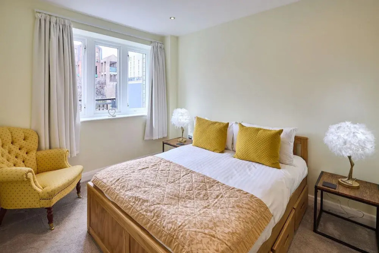 Host Stay Waterside
