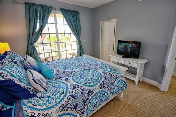 425 Little Harbor