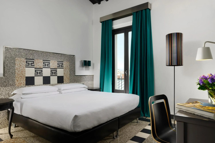 Hotel Universo