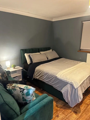 Luton City Apartment Retreat