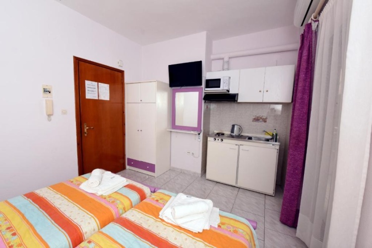 Double Studio with partial sea view