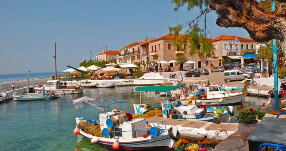 Selinitsa Stone Studio - Mani Seaview Retreat