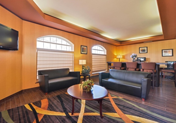 Best Western Plus Meridian photo 15