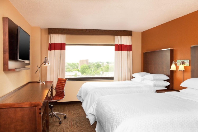 2 Bedrooms Quadruple Suite