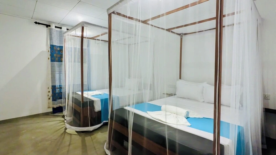 Standard Triple room with balcony