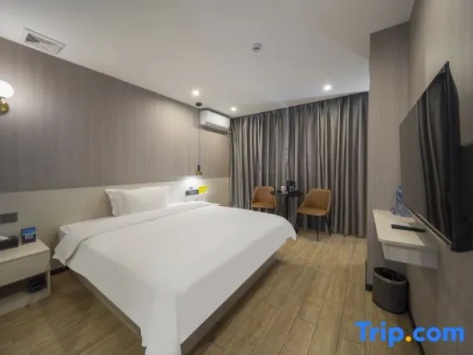 Deluxe Twin Family Suite