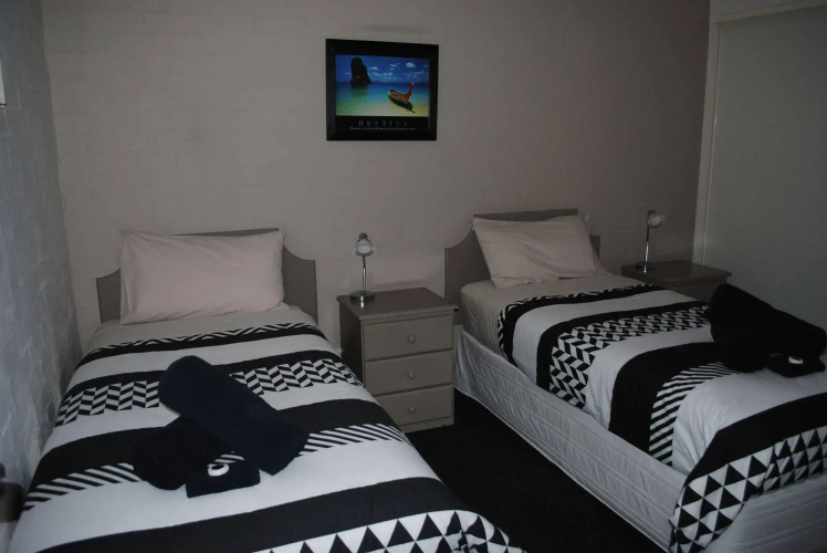 Crown Apartments
